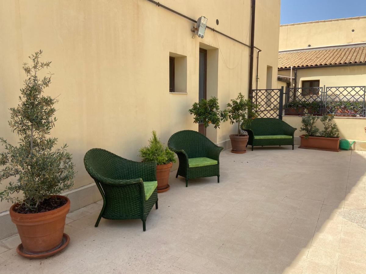 Bed & Breakfast Sorella Luna Syracuse